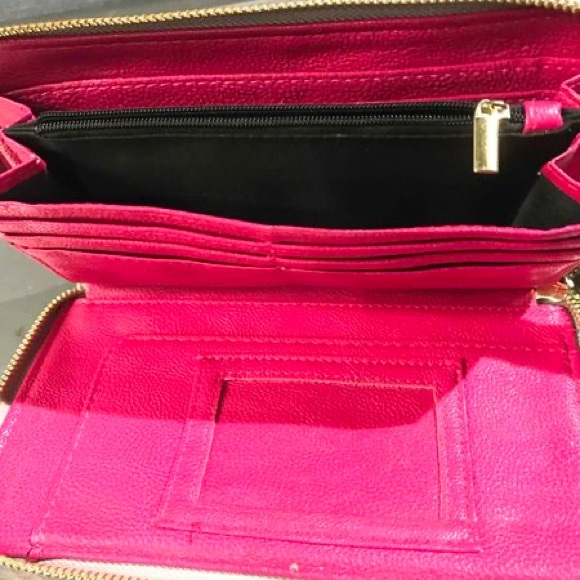 Betsey Johnson Wallet - Picture 3 of 8